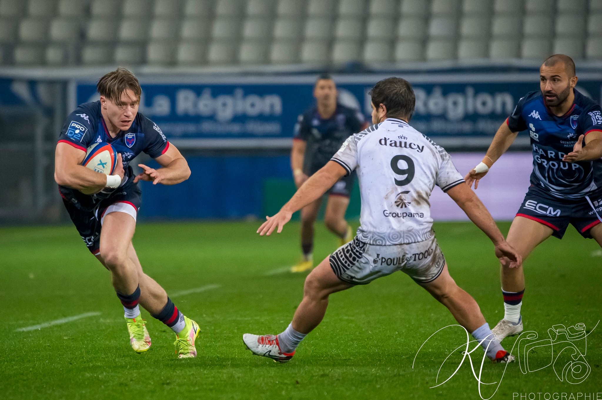  FC Grenoble Rugby - RC Vannes - Rugby - Pro D2 - FC Grenoble (15) vs (12) RC Vannes (#PD223FCGVANN11) Photo by: Karine Valentin | Siuxy Sports 2023-11-30