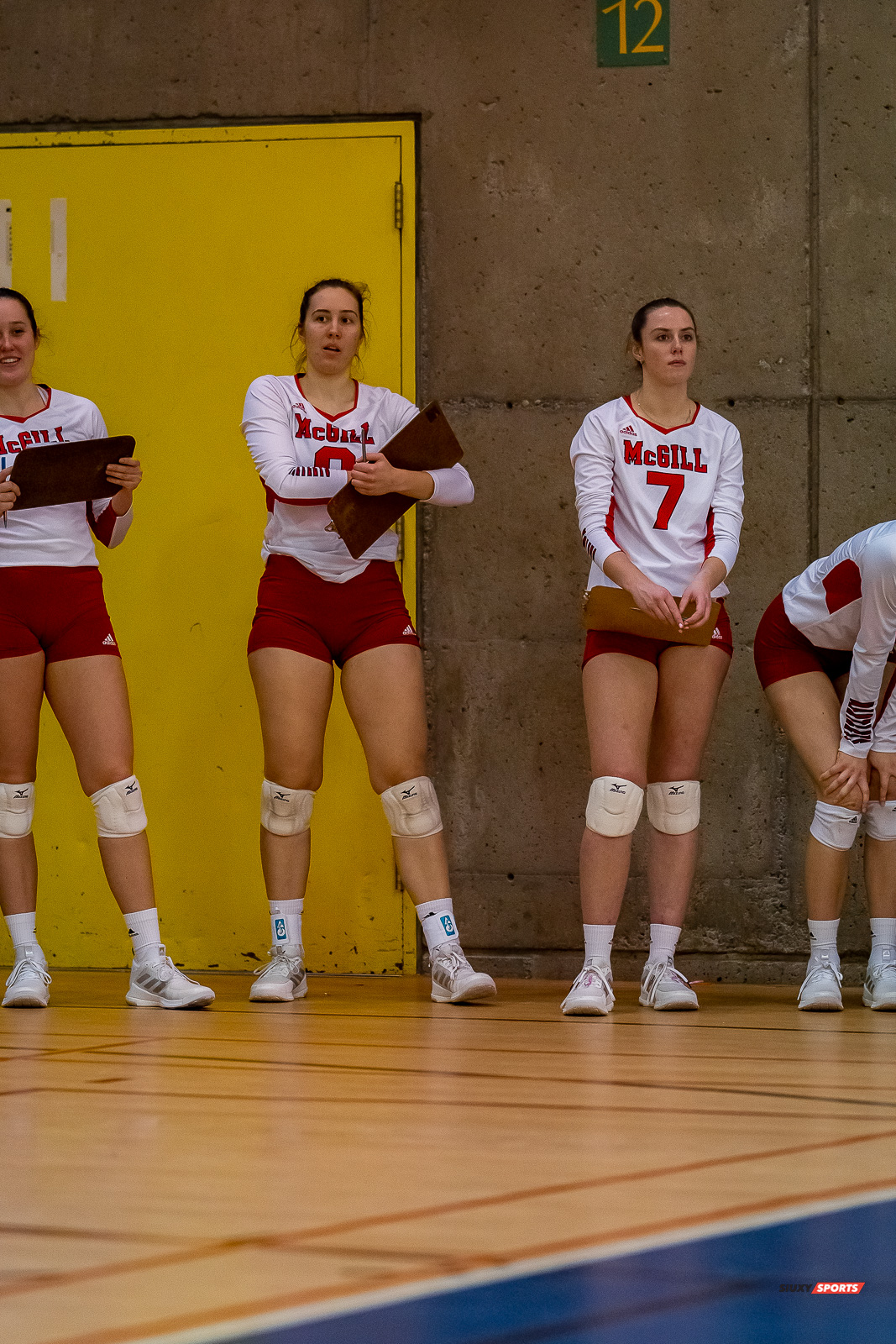 Brook BROWN - Melanie DORMANN - Erin KEATING - - Université de Montréal - Université McGill - Volleyball - RSEQ - 2023 Volley F - Université de Montréal (1) vs (3) McGill University - R3 (Avant Match) (#RSEQ2023UDMvMCG01R3) Photo by: Juan Alchourron | Siuxy Sports Brook BROWN - Melanie DORMANN - Erin KEATING - - Université de Montréal - Université McGill - Volleyball - RSEQ - 2023 Volley F - Université de Montréal (1) vs (3) McGill University - R3 (Avant Match) (#RSEQ2023UDMvMCG01R3) Photo by: Juan Alchourron | Siuxy Sports