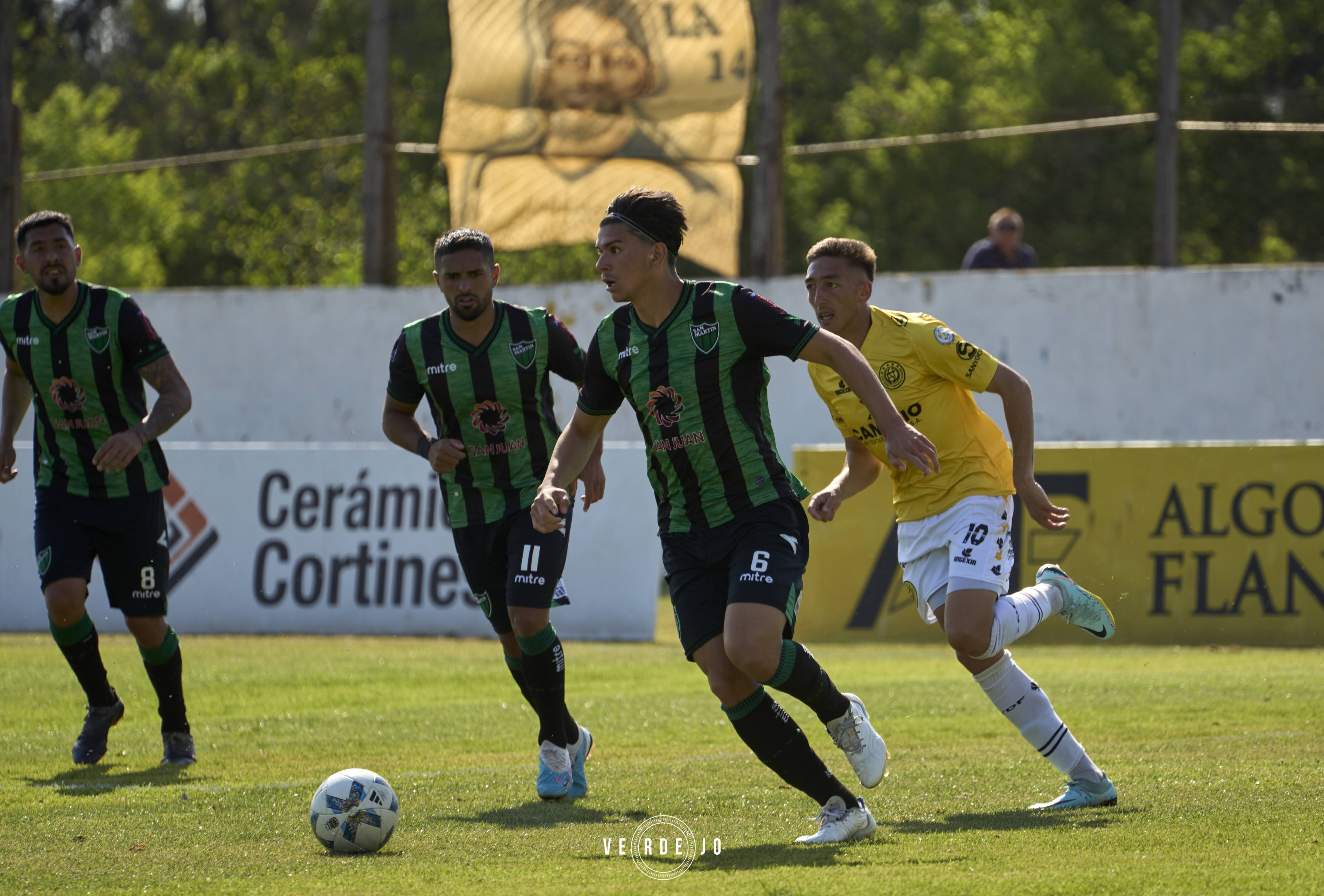  CSyD Flandria - CA San Martín de San Juan - Soccer - AFA - 1B - FLANDRIA (0) VS (1) San Martin (SJ) (#AFA20231BFLASM10) Photo by: Ignacio Verdejo | Siuxy Sports 2023-10-16