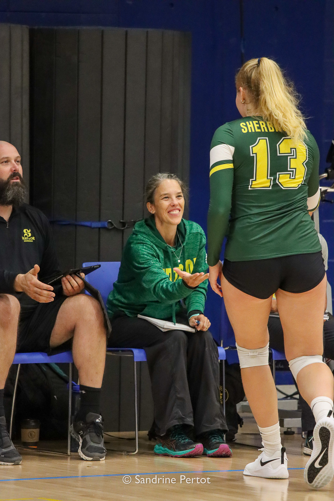  Université de Sherbrooke -  - Volleyball - UQAM Invitational 2022 - Vert et Or (#2022UQAMINV02) Photo by: Sandrine Pertot | Siuxy Sports 2022-09-23