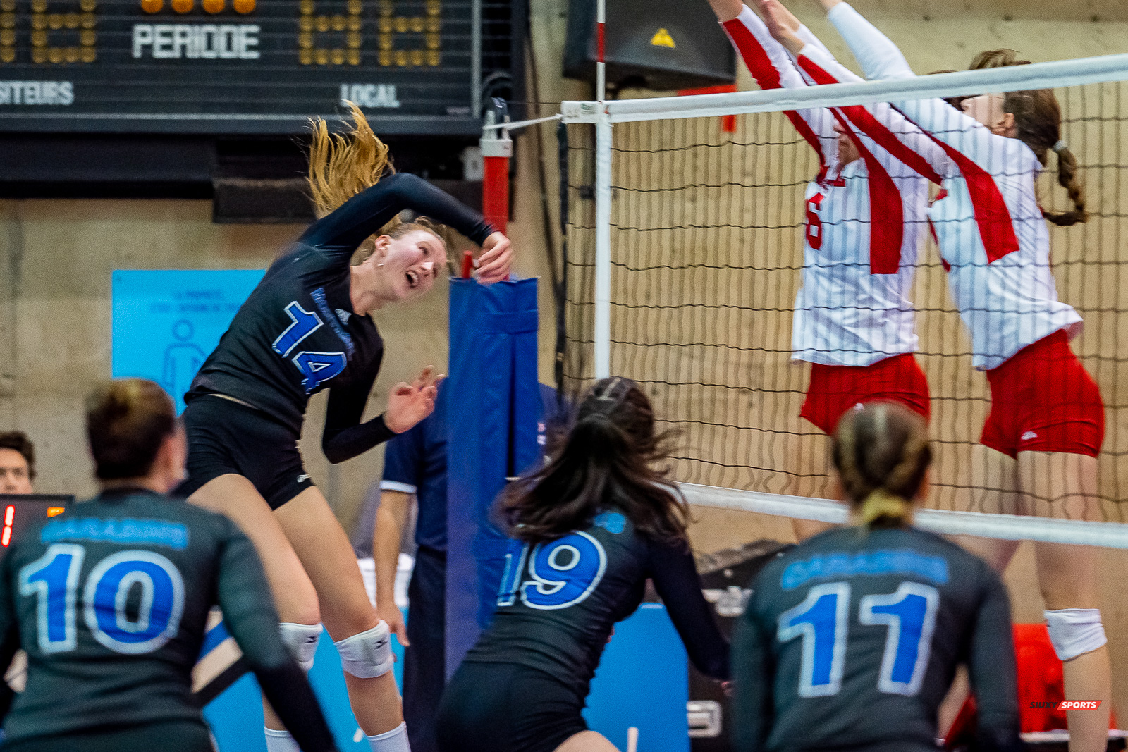 Olympe DESMEDT - Milica DJORDJEVIC - Gabrielle FORTIN - Sarah MCGLASHAN - - Université de Montréal - Université McGill - Volleyball - RSEQ - 2023 Volley F - Université de Montréal (1) vs (3) McGill University - R5 (#RSEQ2023UDMvMCG01R5) Photo by: Juan Alchourron | Siuxy Sports Olympe DESMEDT - Milica DJORDJEVIC - Gabrielle FORTIN - Sarah MCGLASHAN - - Université de Montréal - Université McGill - Volleyball - RSEQ - 2023 Volley F - Université de Montréal (1) vs (3) McGill University - R5 (#RSEQ2023UDMvMCG01R5) Photo by: Juan Alchourron | Siuxy Sports