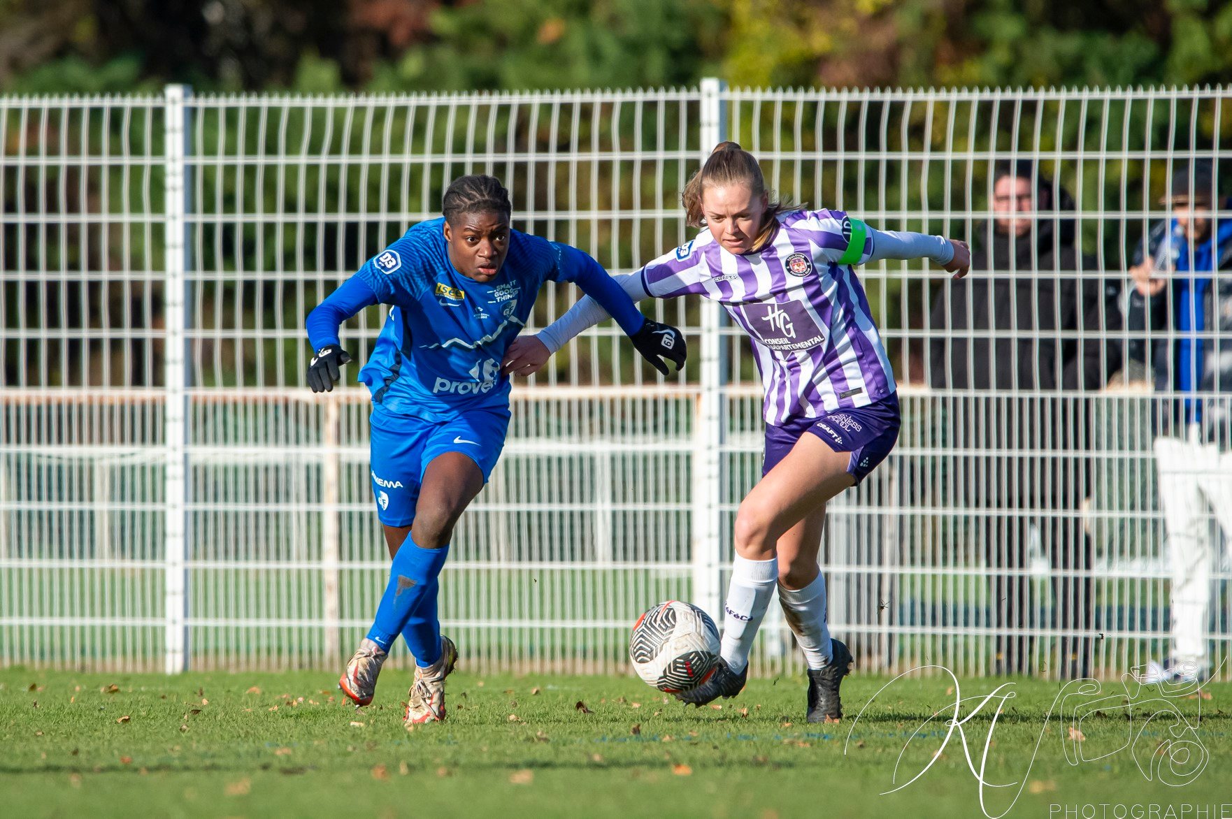  Grenoble Foot 38 - Toulouse FC - Soccer - Div 3 Fém - Grenoble F38 (0) vs (1) Toulouse FC (#D3F23GF38TFC11) Photo by: Karine Valentin | Siuxy Sports 2023-11-26
