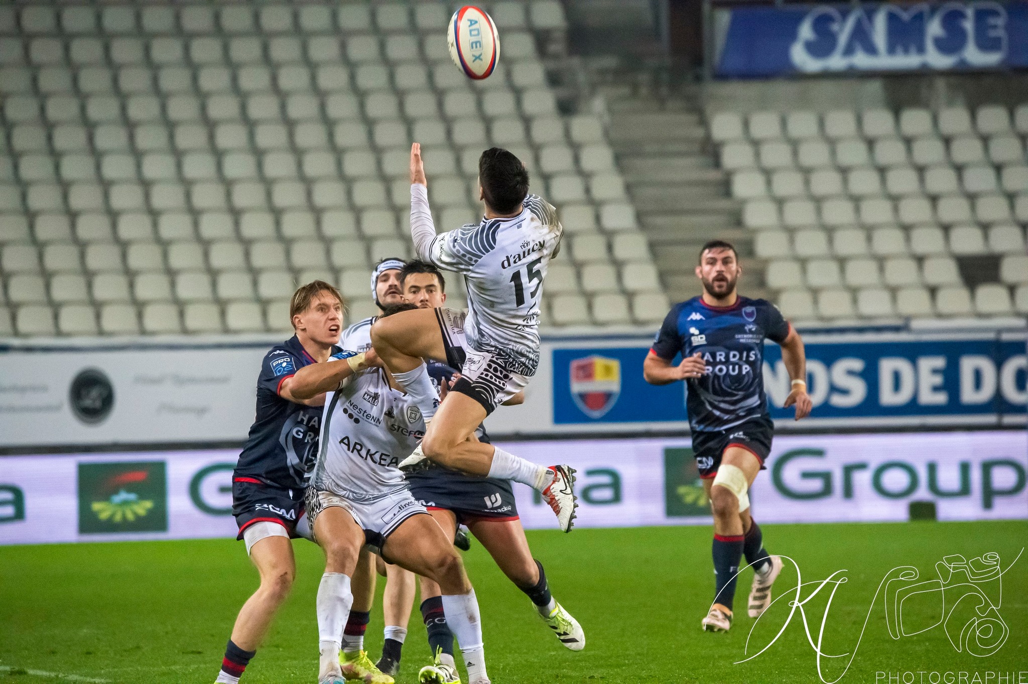  FC Grenoble Rugby - RC Vannes - Rugby - Pro D2 - FC Grenoble (15) vs (12) RC Vannes (#PD223FCGVANN11) Photo by: Karine Valentin | Siuxy Sports 2023-11-30