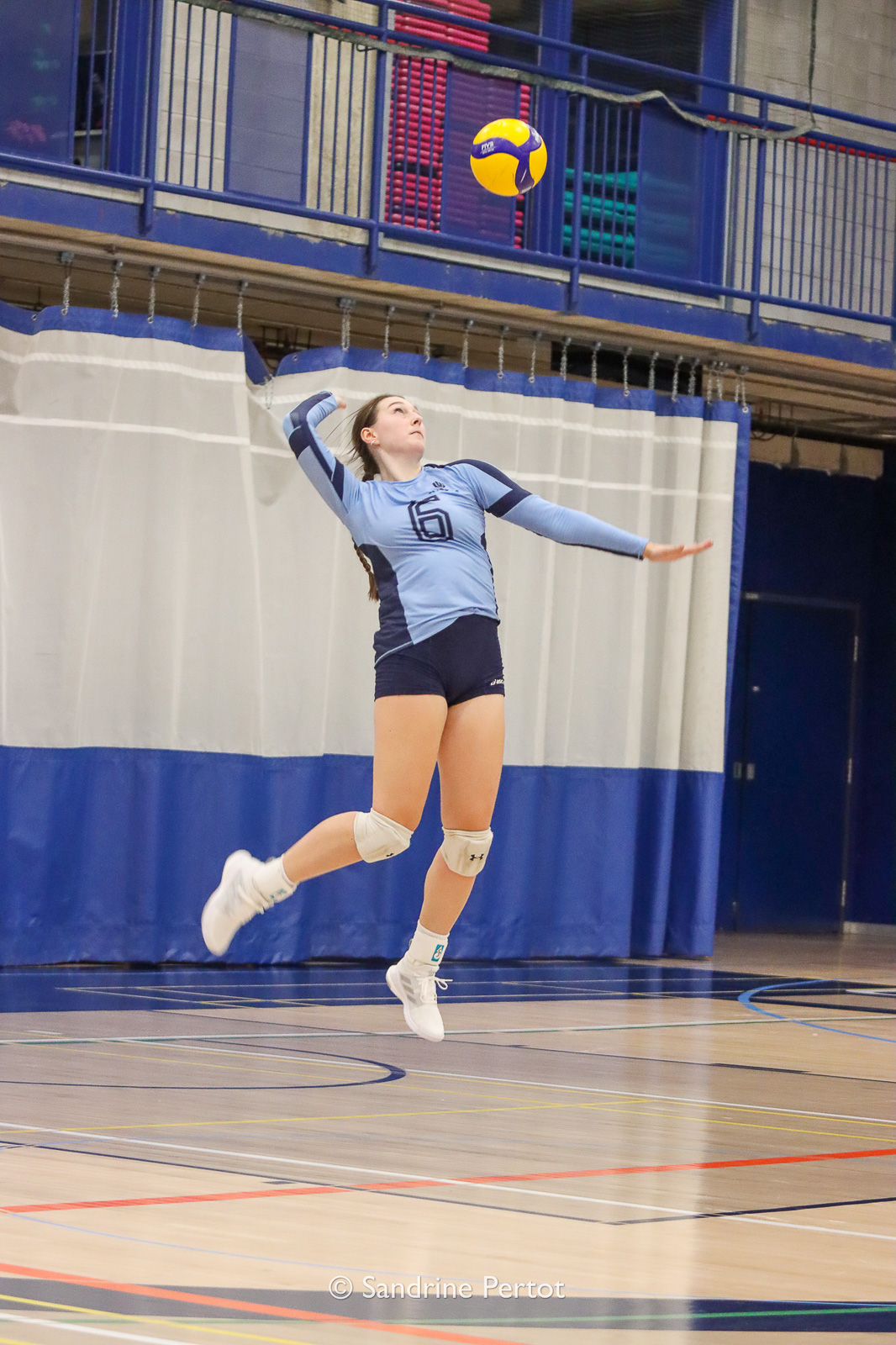 Noémie GAGNÉ -  Université du Québec à Montréal -  - Volleyball - UQAM Invitational 2022 - Citadins (#2022UQAMINV07) Photo by: Sandrine Pertot | Siuxy Sports 2022-09-24