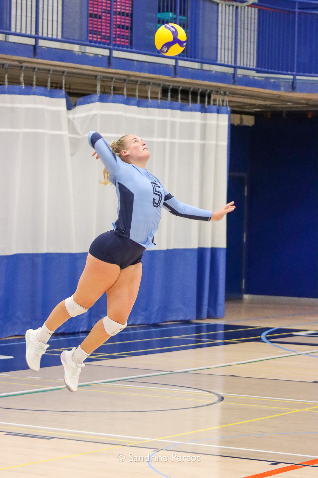 Maude THIVIERGE -  Université du Québec à Montréal -  - Volleyball - UQAM Invitational 2022 - Citadins (#2022UQAMINV07) Photo by: Sandrine Pertot | Siuxy Sports 2022-09-24