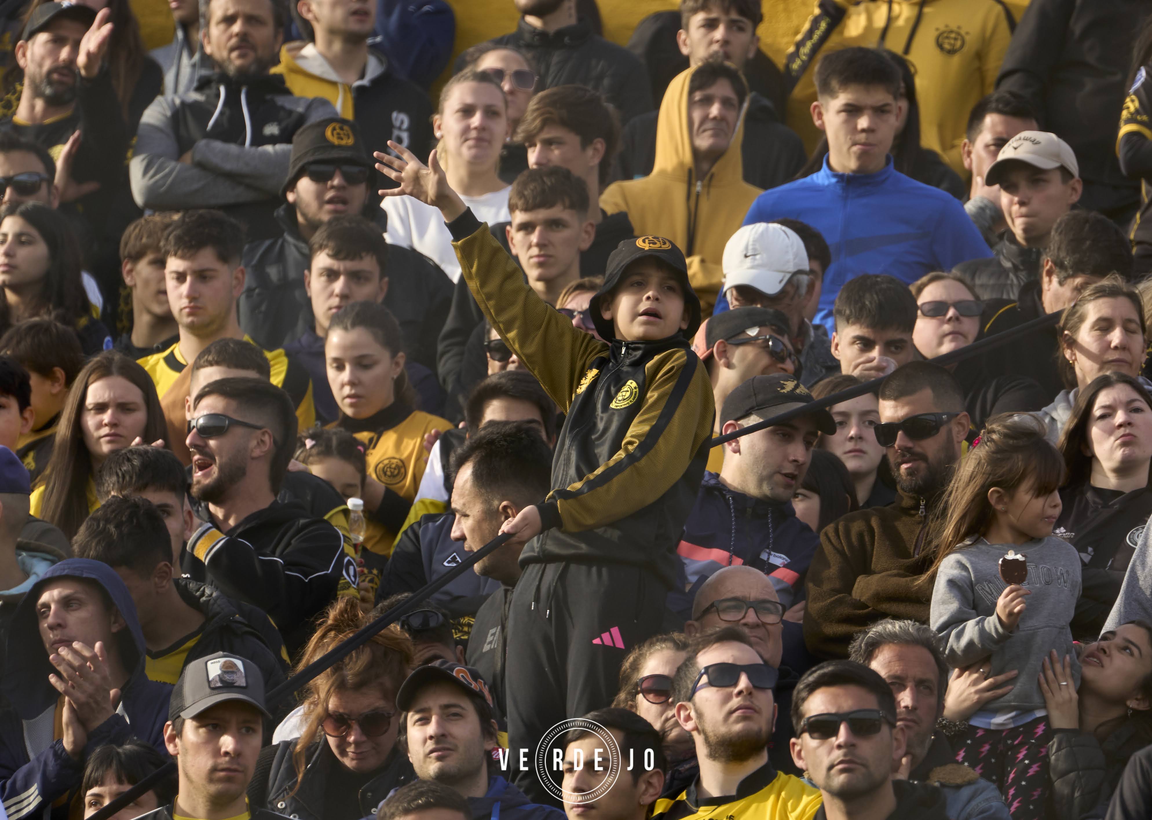  CSyD Flandria - Almirante Brown - Soccer - AFA - 1B - Flandria (0) vs (2) Almirante Brown (#AFA20231BFLAAB07) Photo by: Ignacio Verdejo | Siuxy Sports 2023-07-23