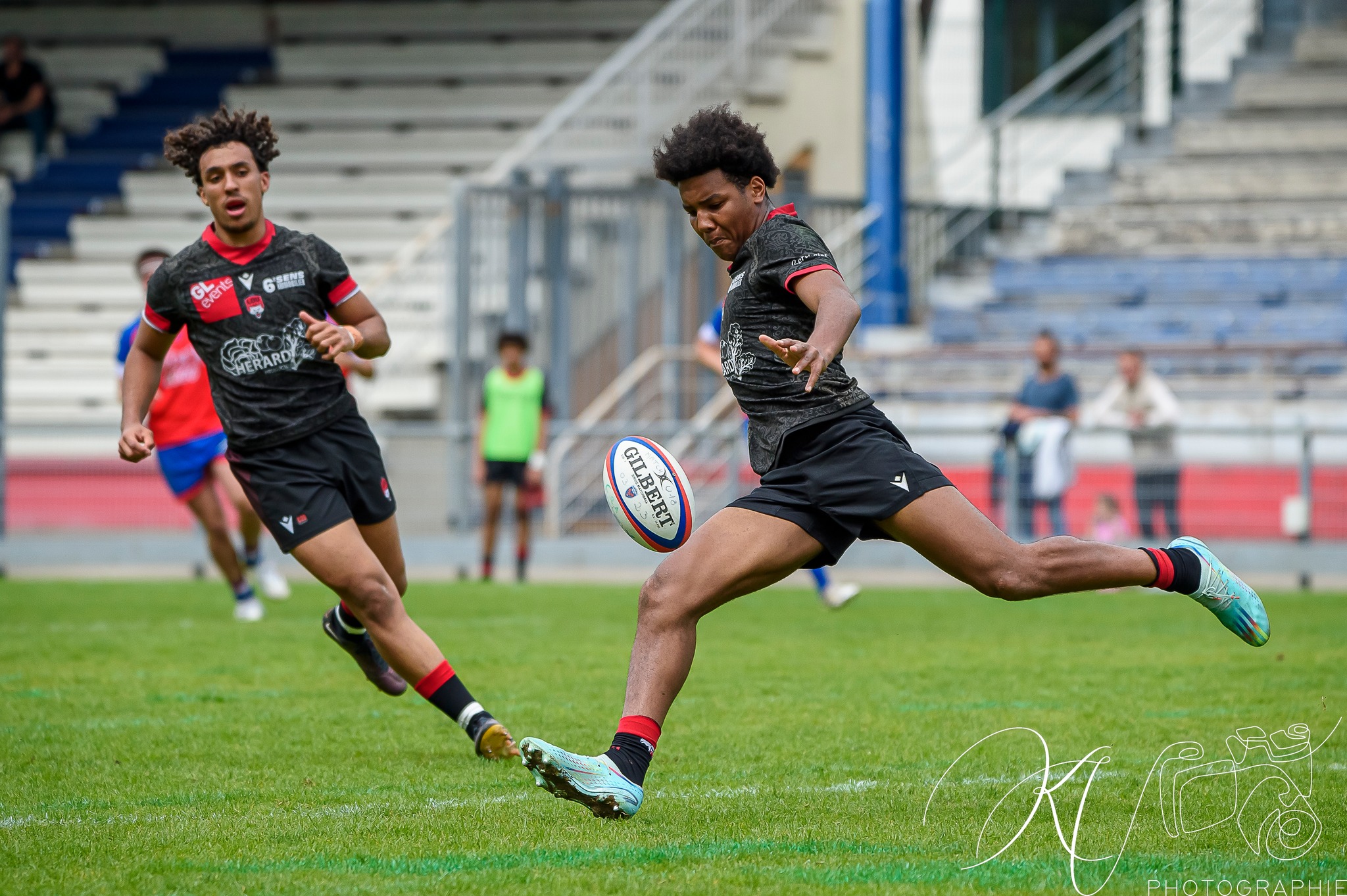  FC Grenoble Rugby - Lyon Olympique Universitaire - Rugby - 2023 CRABOS FCG (21) vs (15) LOU (#2023CRABOSFCGLOU04) Photo by: Karine Valentin | Siuxy Sports 2023-04-29
