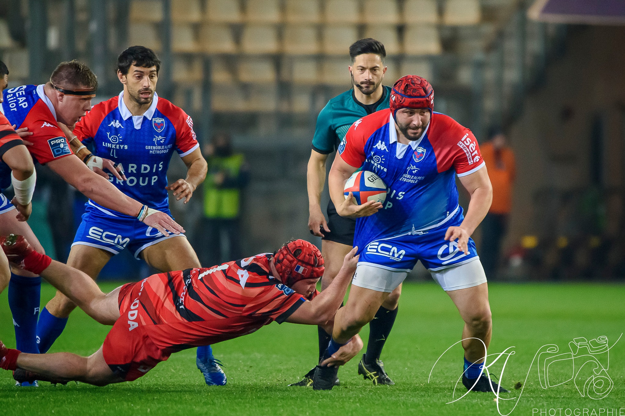 Luka GOGINAVA - Sam NIXON -  FC Grenoble Rugby - US Oyonnax Rugby - Rugby - FC Grenoble (24) vs (28) US Oyonnax Rugby (#2023FCGvOYO03) Photo by: Karine Valentin | Siuxy Sports 2023-03-24