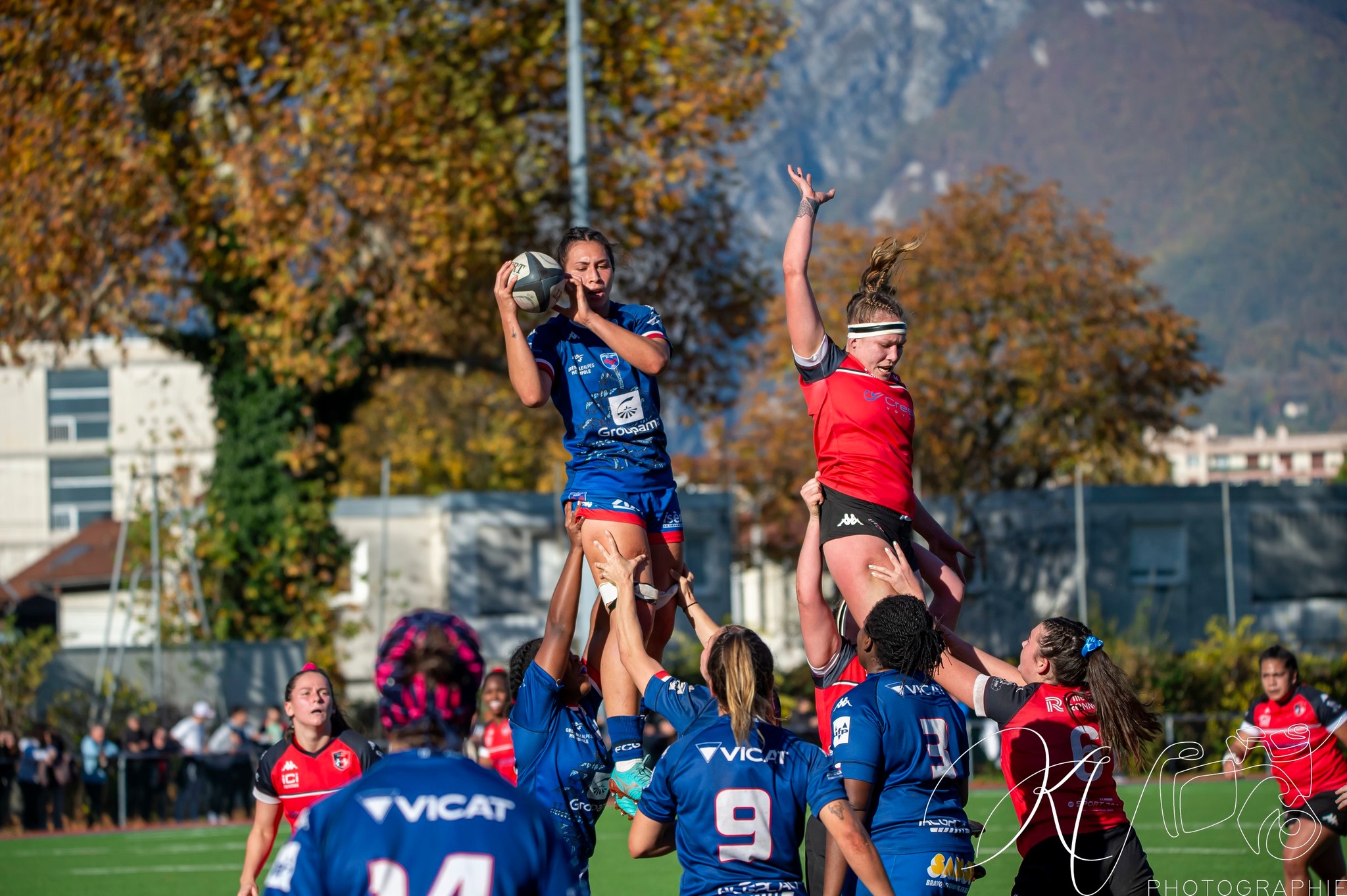  FC Grenoble Rugby - Stade Rennais Rugby - Rugby - Elite 2023 - Amazones FC Grenoble (34) vs (12) Stade Rennais Rugby (#2023FCGSRR11) Photo by: Karine Valentin | Siuxy Sports 2023-11-23