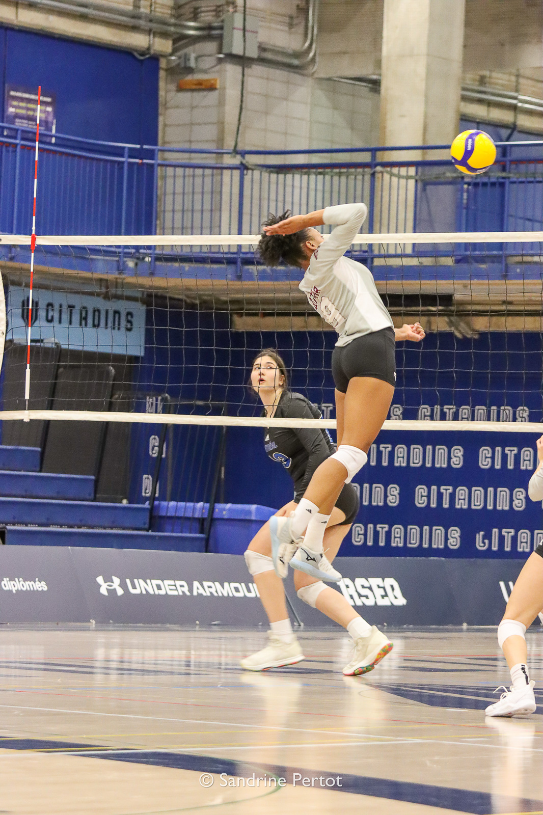  Université Ottawa -  - Volleyball - UQAM Invitational 2022 - Gee Gees (#2022UQAMINV06) Photo by: Sandrine Pertot | Siuxy Sports 2022-09-24