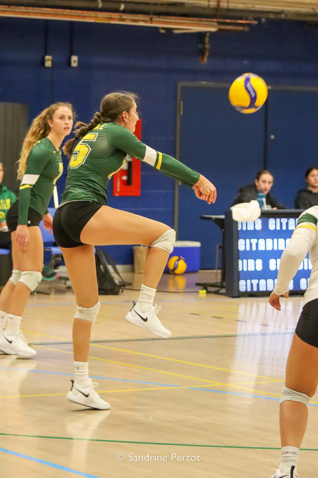  Université de Sherbrooke -  - Volleyball - UQAM Invitational 2022 - Vert et Or (#2022UQAMINV02) Photo by: Sandrine Pertot | Siuxy Sports 2022-09-23