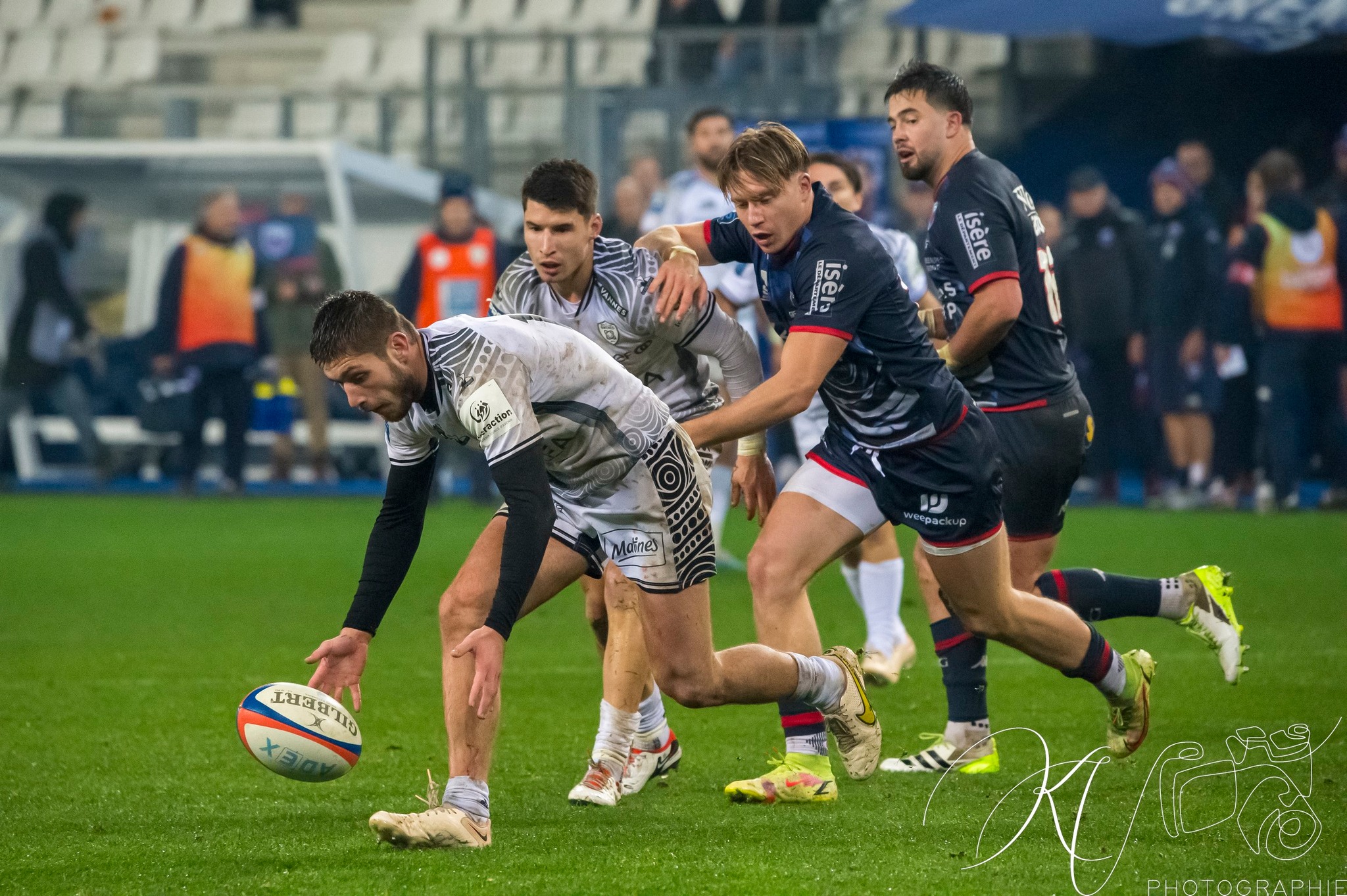  FC Grenoble Rugby - RC Vannes - Rugby - Pro D2 - FC Grenoble (15) vs (12) RC Vannes (#PD223FCGVANN11) Photo by: Karine Valentin | Siuxy Sports 2023-11-30