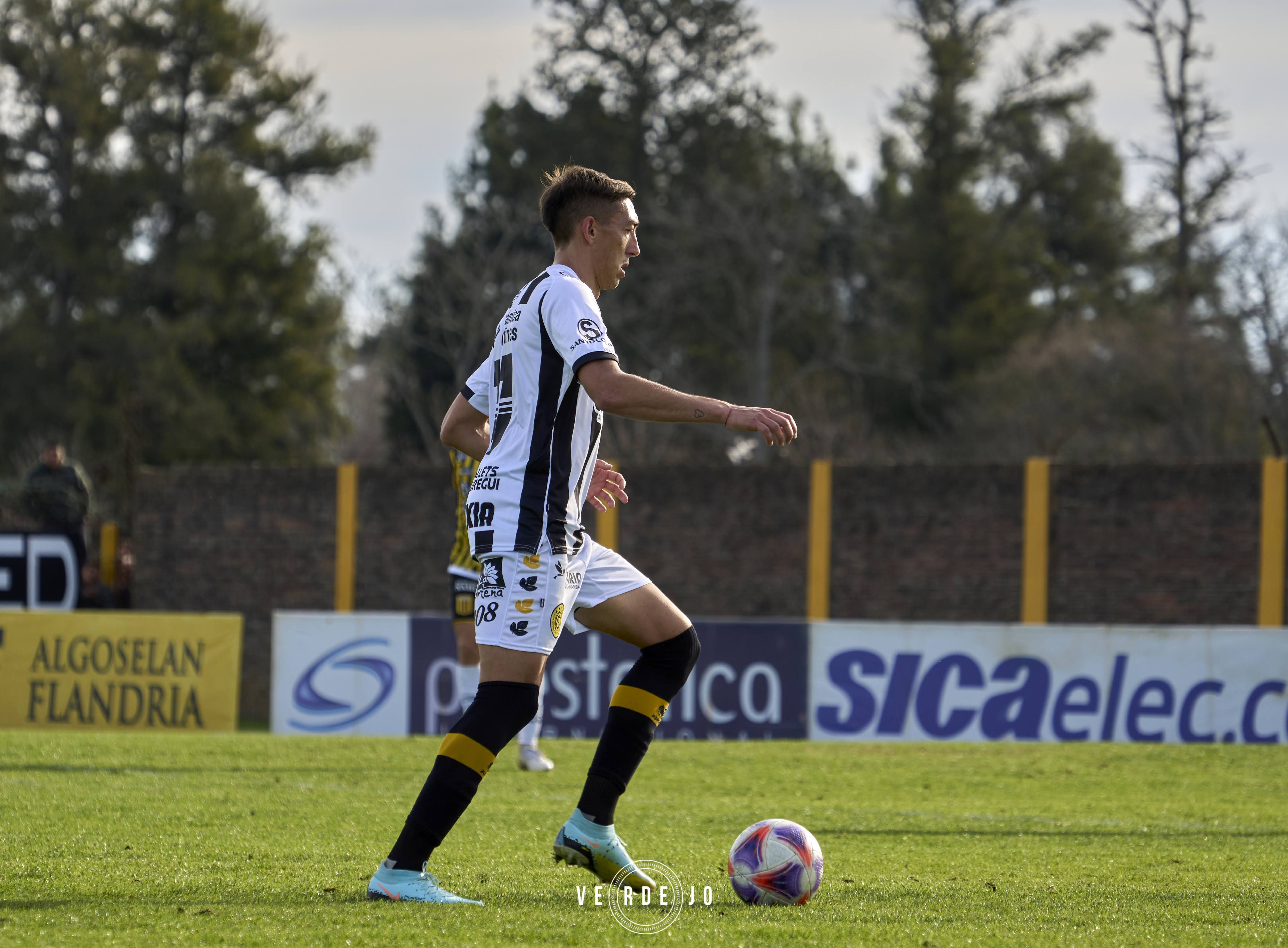  CSyD Flandria - Almirante Brown - Soccer - AFA - 1B - Flandria (0) vs (2) Almirante Brown (#AFA20231BFLAAB07) Photo by: Ignacio Verdejo | Siuxy Sports 2023-07-23