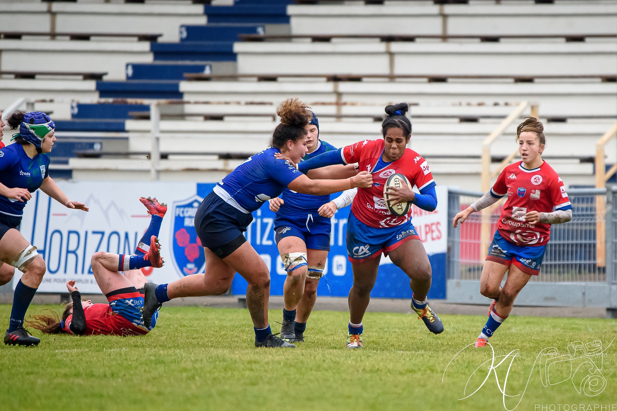 Makarita BALEINAGODO - Alexandra CHAMBON -  FC Grenoble Rugby - Lille Métropole Rugby Club Villeneuvois - Rugby - FCG Amazones (18) VS (16) LMRCV (#2023FCGvsLMRCV01) Photo by: Karine Valentin | Siuxy Sports 2023-01-08