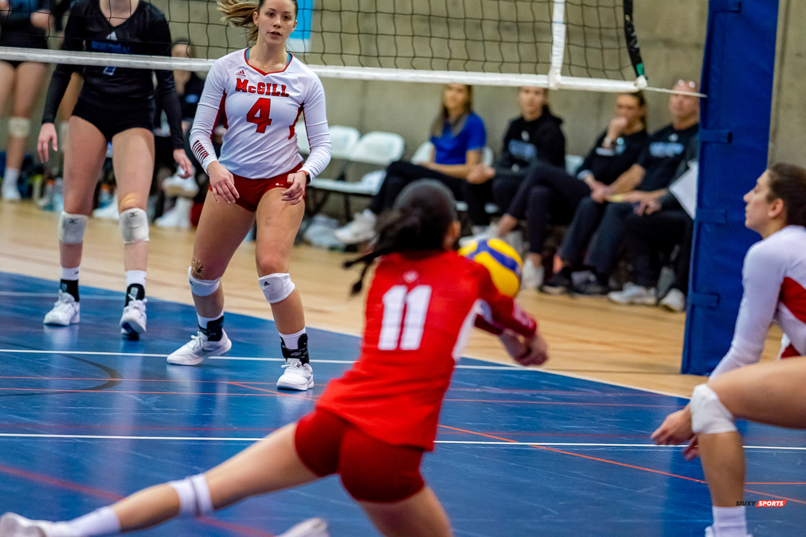 Audrey TROTTIER - Catherine VERCHEVAL - - Université de Montréal - Université McGill - Volleyball - RSEQ - 2023 Volley F - Université de Montréal (1) vs (3) McGill University - R5 (#RSEQ2023UDMvMCG01R5) Photo by: Juan Alchourron | Siuxy Sports Audrey TROTTIER - Catherine VERCHEVAL - - Université de Montréal - Université McGill - Volleyball - RSEQ - 2023 Volley F - Université de Montréal (1) vs (3) McGill University - R5 (#RSEQ2023UDMvMCG01R5) Photo by: Juan Alchourron | Siuxy Sports
