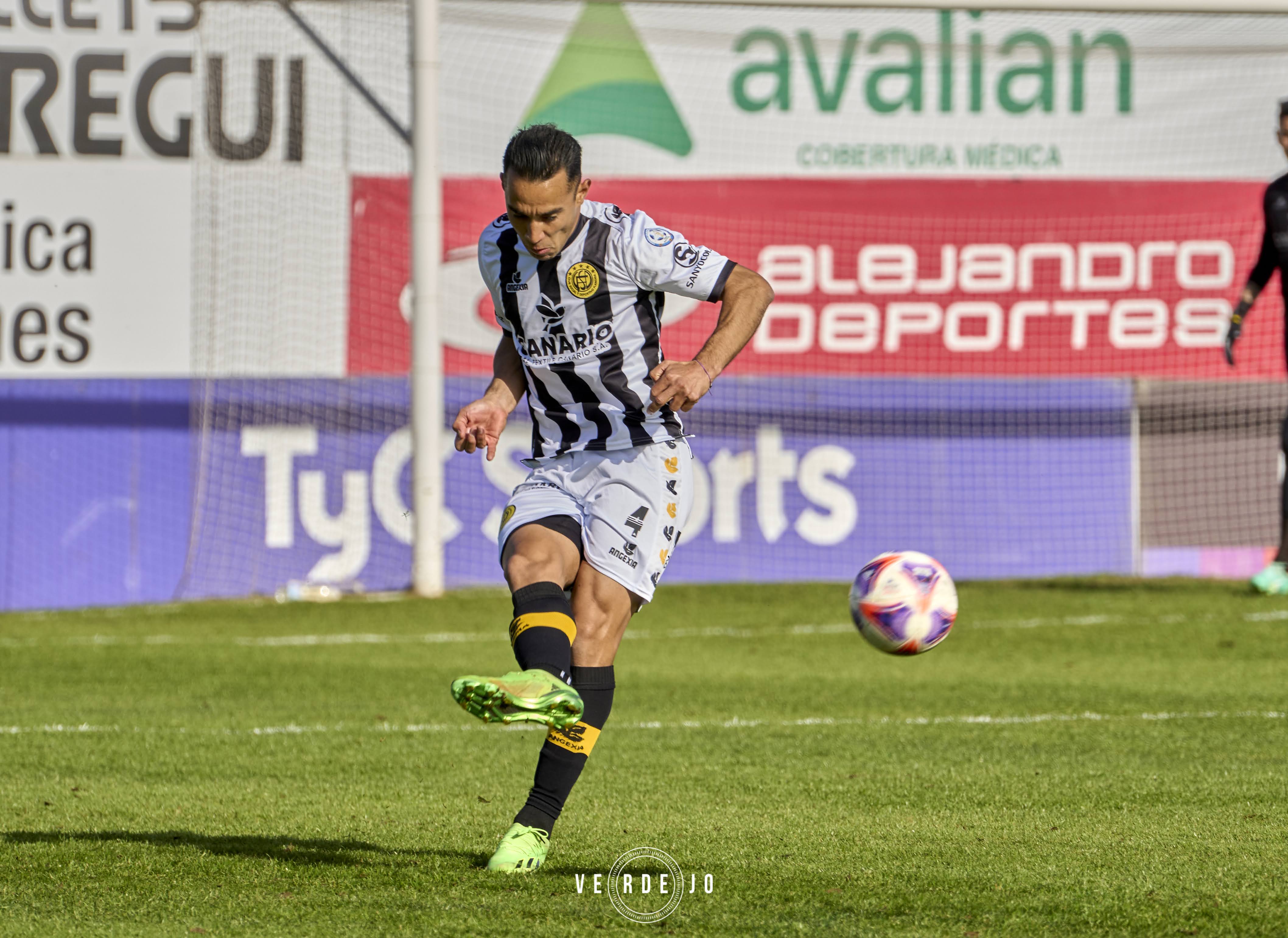  CSyD Flandria - Almirante Brown - Soccer - AFA - 1B - Flandria (0) vs (2) Almirante Brown (#AFA20231BFLAAB07) Photo by: Ignacio Verdejo | Siuxy Sports 2023-07-23