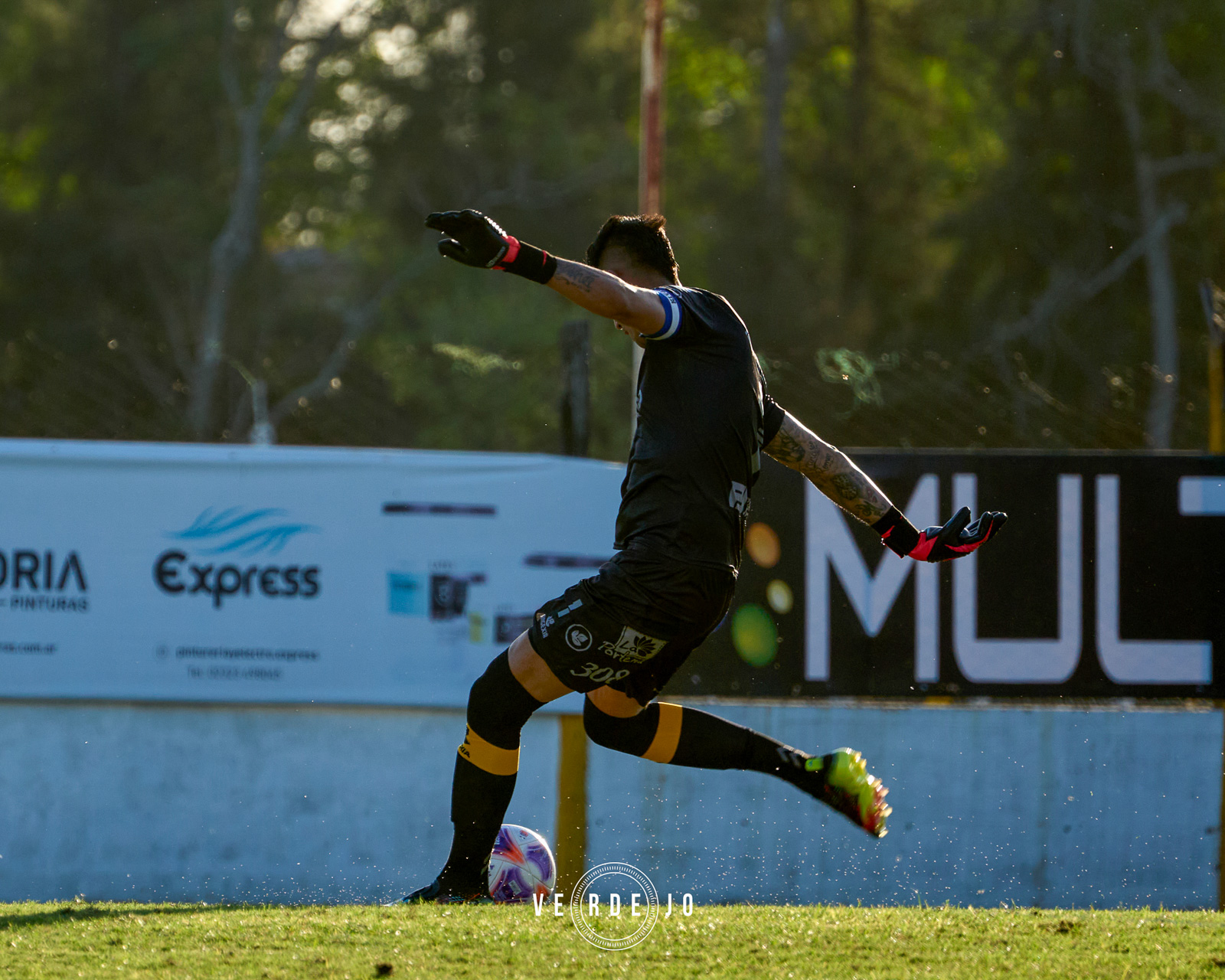  CSyD Flandria - CD Morón - Soccer - AFA - 1B - Flandria (2) vs (0) Deportivo Moron (#AFA20231BFLADEP03) Photo by: Ignacio Verdejo | Siuxy Sports 2023-03-12