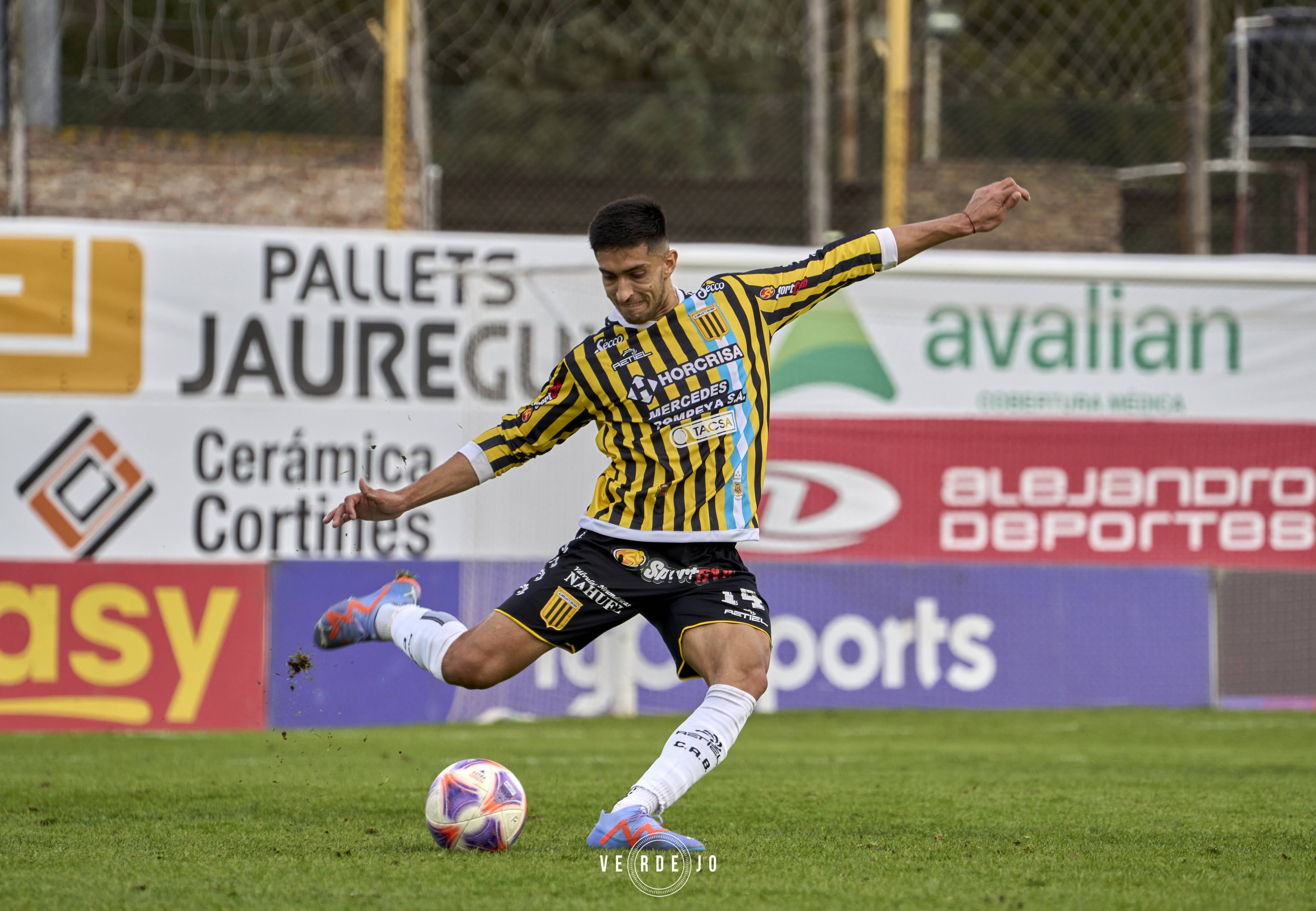  CSyD Flandria - Almirante Brown - Soccer - AFA - 1B - Flandria (0) vs (2) Almirante Brown (#AFA20231BFLAAB07) Photo by: Ignacio Verdejo | Siuxy Sports 2023-07-23