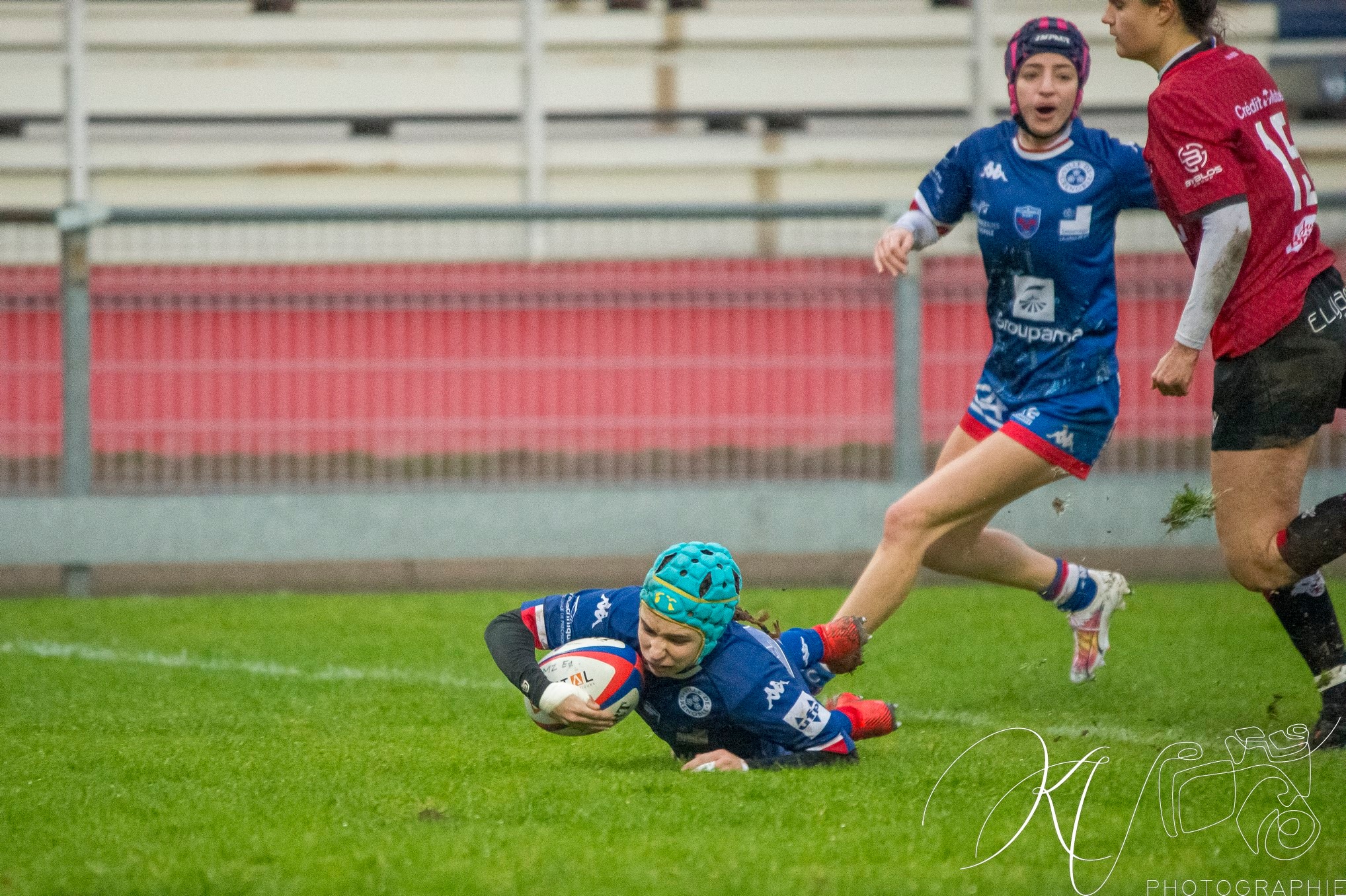  FC Grenoble Rugby - Lyon Olympique Universitaire - Rugby - Elite 1 2023 - FC Grenoble (17) vs (12) Lyon O.U. (#EL123FCGLOU12) Photo by: Karine Valentin | Siuxy Sports 2023-12-09