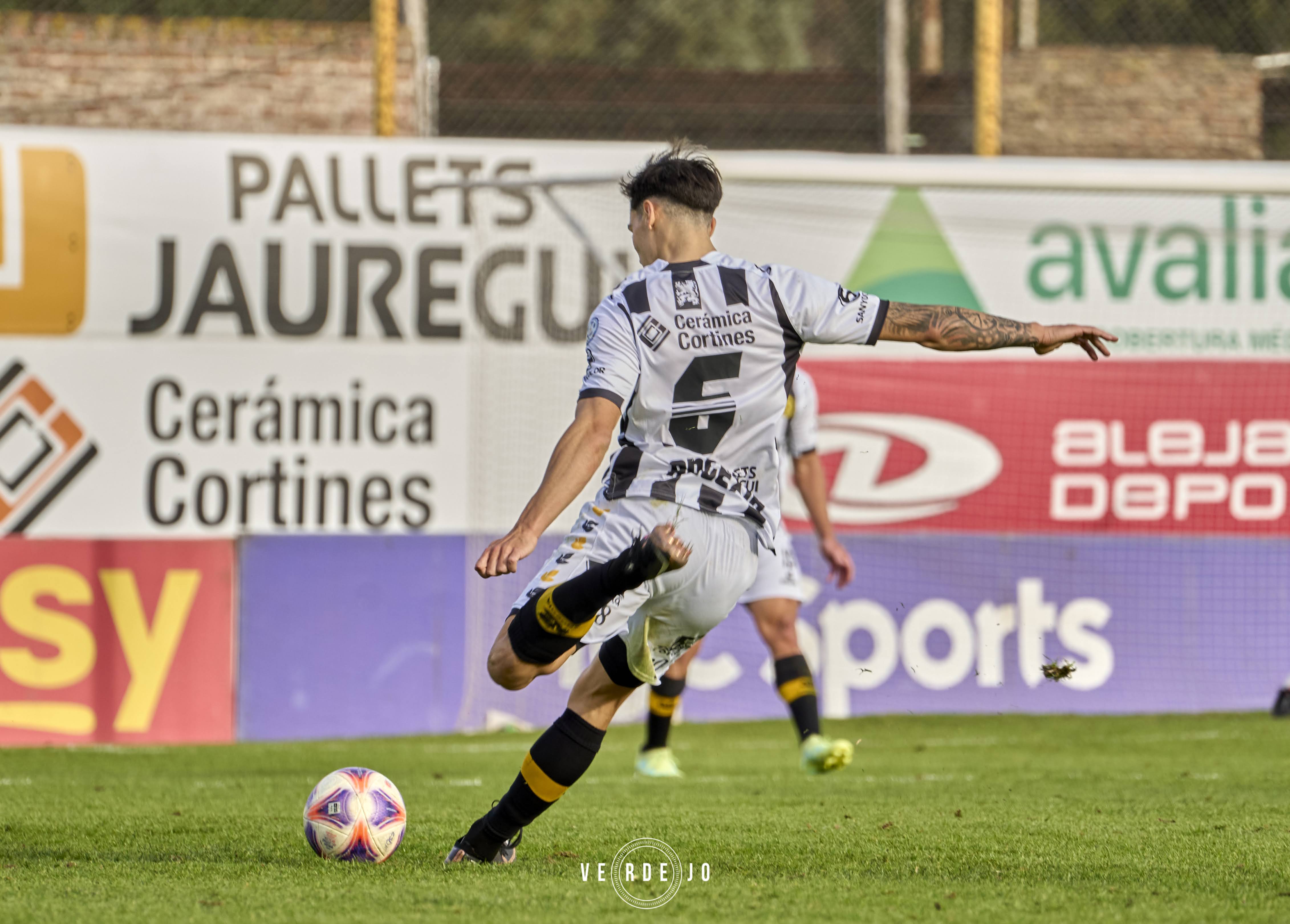 CSyD Flandria - Almirante Brown - Soccer - AFA - 1B - Flandria (0) vs (2) Almirante Brown (#AFA20231BFLAAB07) Photo by: Ignacio Verdejo | Siuxy Sports 2023-07-23