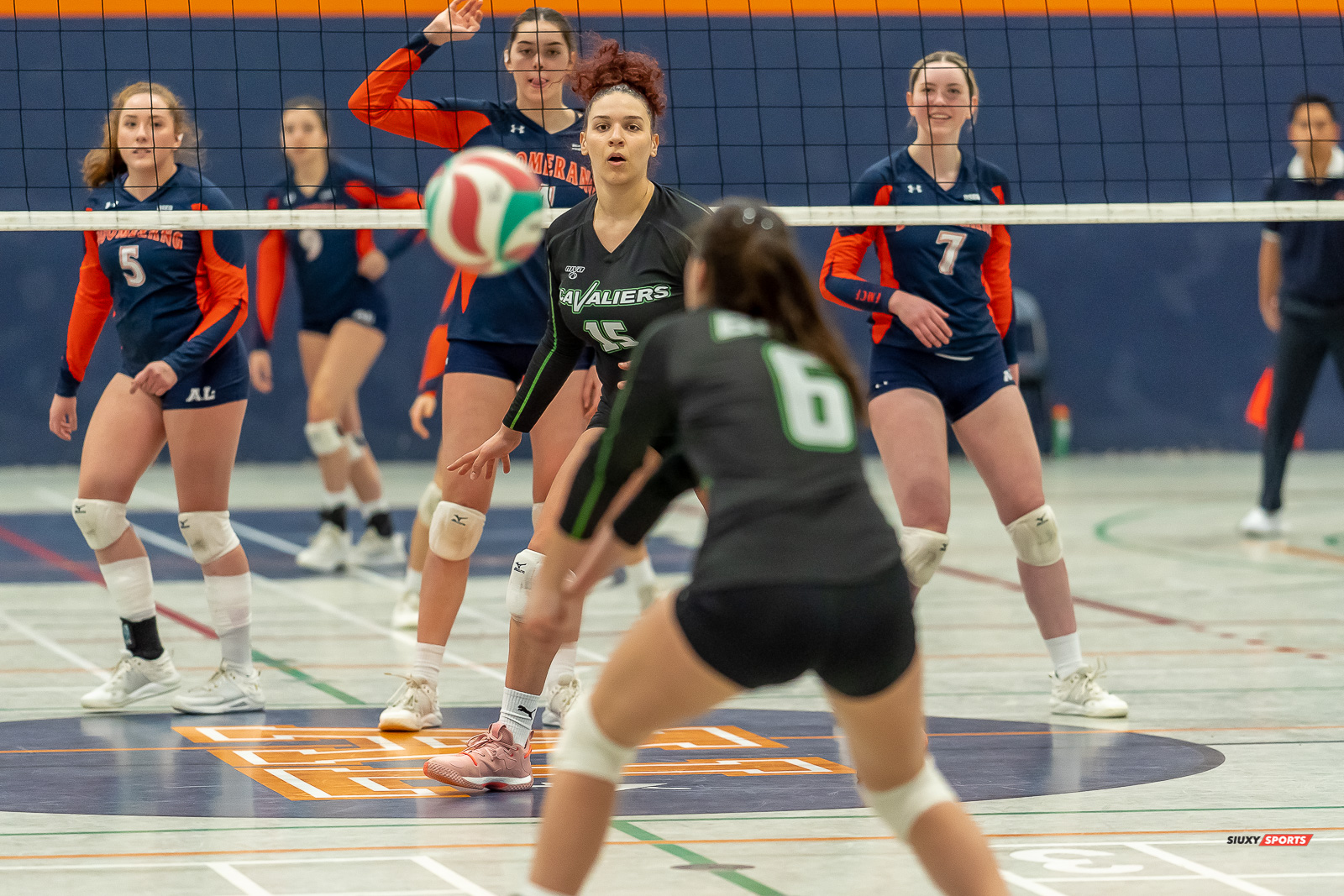  Cégep André Laurendeau - Collège Bois-de-Boulogne - Volleyball - RSEQ - 2023 Volley F - André Laurendeau (1) vs (3) Bois-de-Boulogne (#RSEQ2023ALvBBR01) Photo by: Dan Taylor-Morin | Siuxy Sports 2023-01-19
