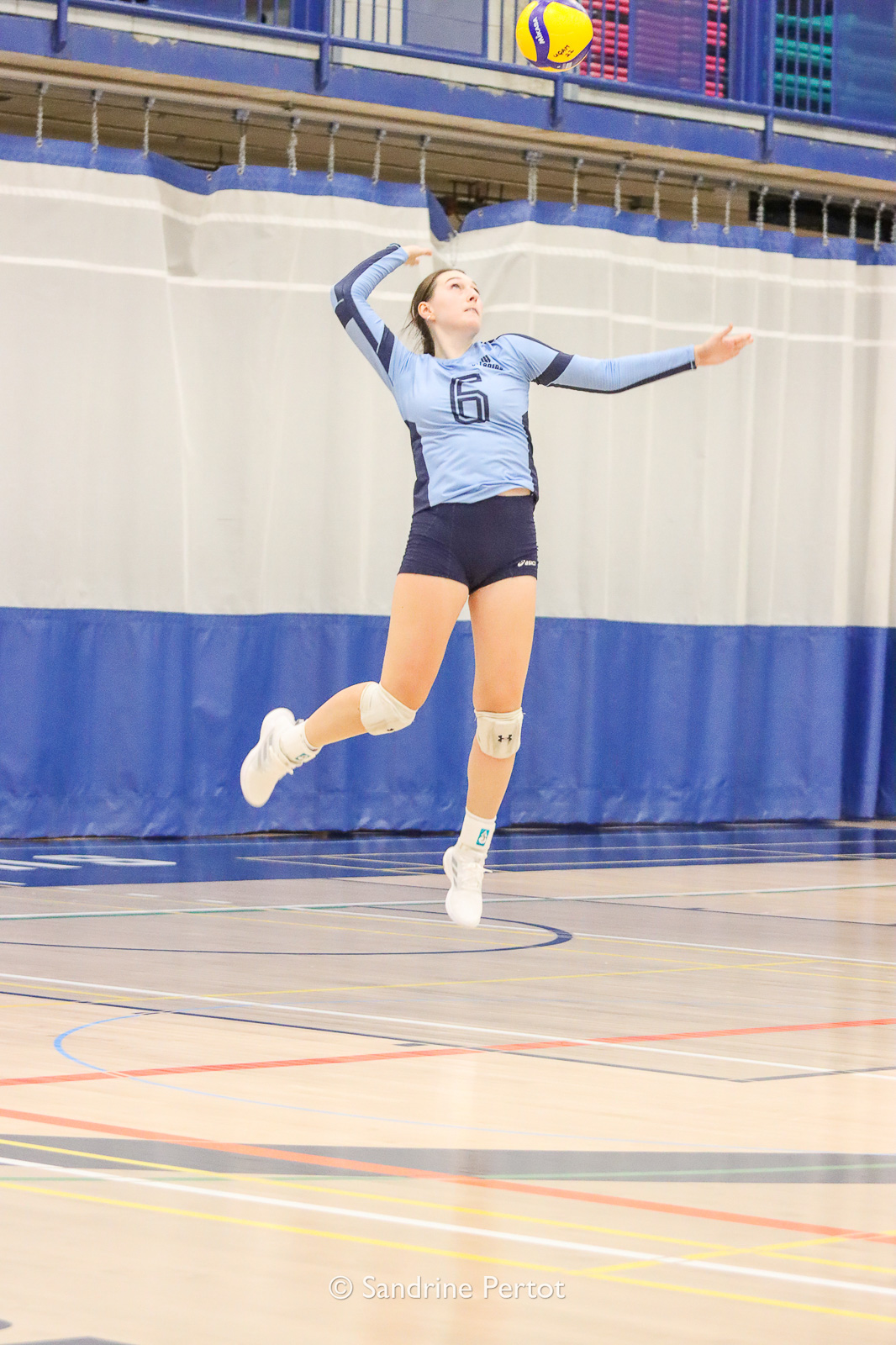 Noémie GAGNÉ -  Université du Québec à Montréal -  - Volleyball - UQAM Invitational 2022 - Citadins (#2022UQAMINV07) Photo by: Sandrine Pertot | Siuxy Sports 2022-09-24