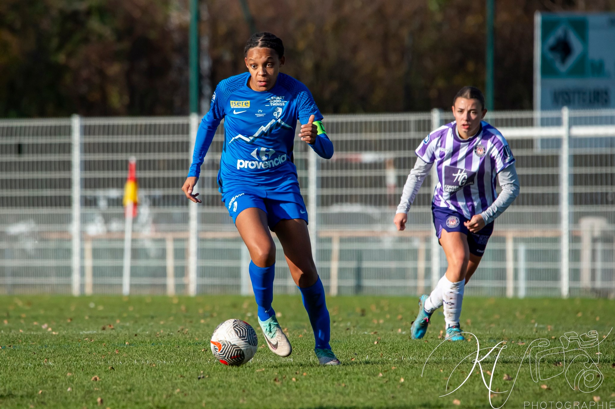  Grenoble Foot 38 - Toulouse FC - Soccer - Div 3 Fém - Grenoble F38 (0) vs (1) Toulouse FC (#D3F23GF38TFC11) Photo by: Karine Valentin | Siuxy Sports 2023-11-26