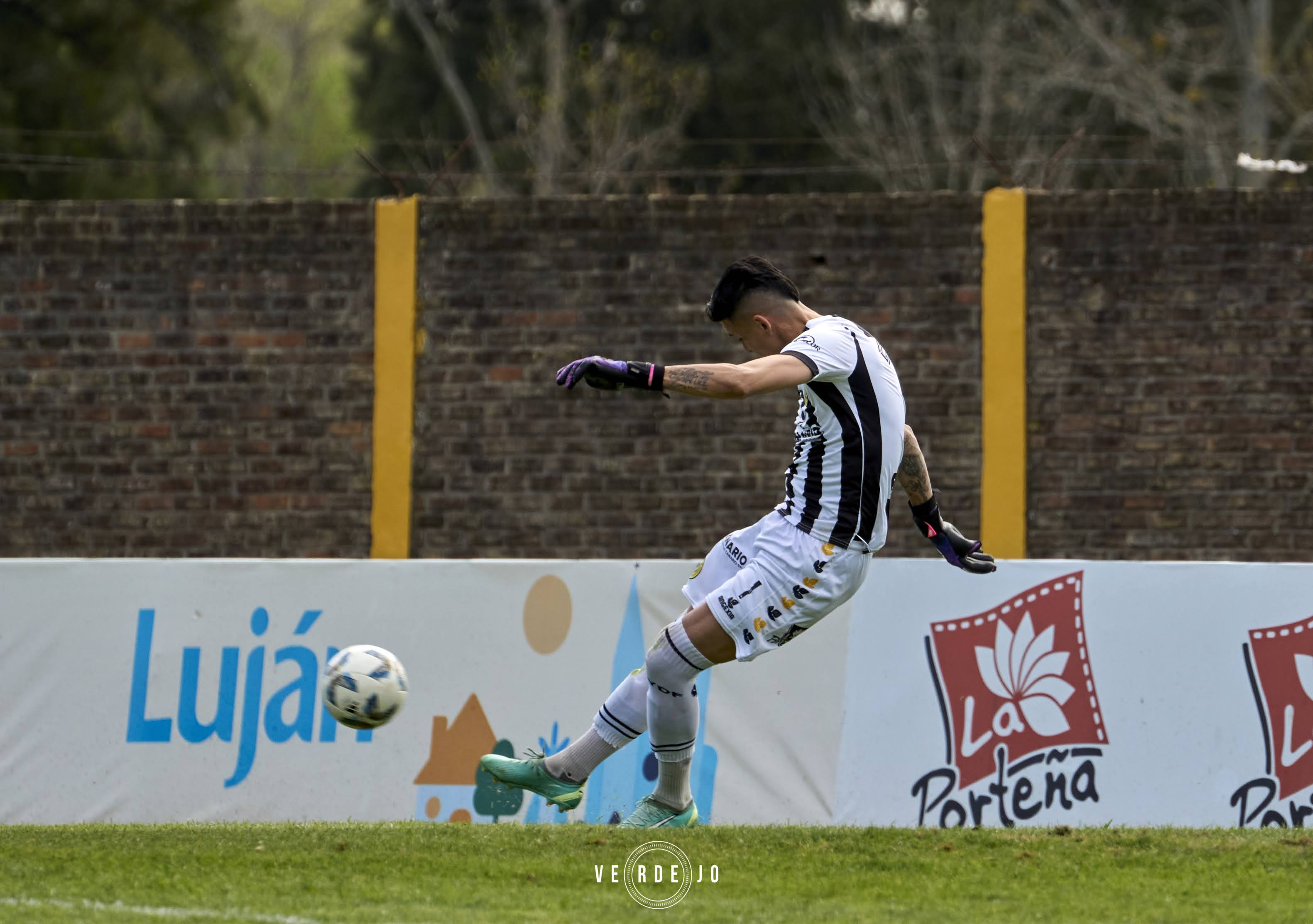  CSyD Flandria - Guillermo Brown - Soccer - AFA - 1B - FLANDRIA (2) VS (1) Brown PM (#AFA20231BFLABR09) Photo by: Ignacio Verdejo | Siuxy Sports 2023-09-29