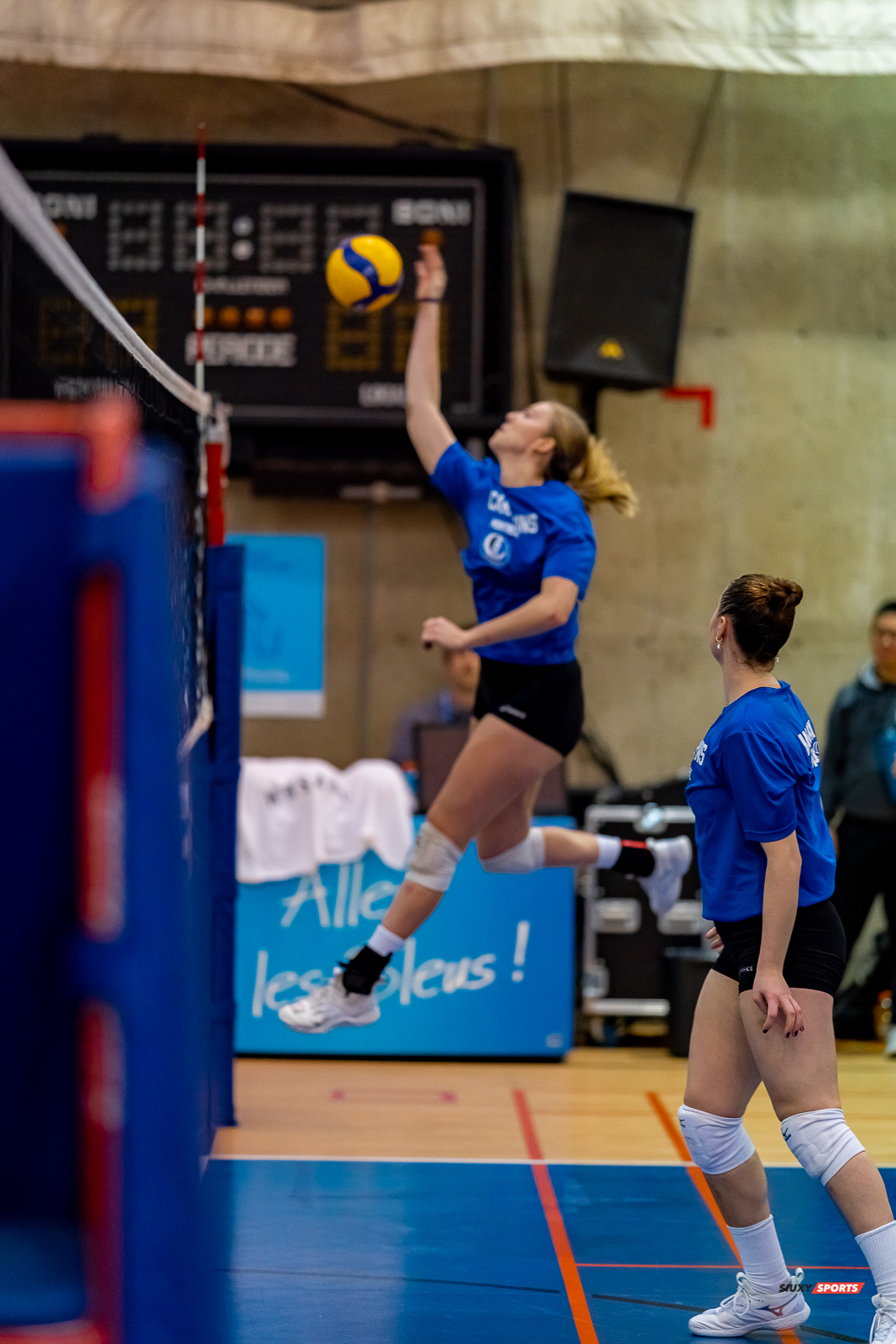 Myriam KAYSER-TOURIGNY - - Université de Montréal - Université McGill - Volleyball - RSEQ - 2023 Volley F - Université de Montréal (1) vs (3) McGill University - R3 (Avant Match) (#RSEQ2023UDMvMCG01R3) Photo by: Juan Alchourron | Siuxy Sports Myriam KAYSER-TOURIGNY - - Université de Montréal - Université McGill - Volleyball - RSEQ - 2023 Volley F - Université de Montréal (1) vs (3) McGill University - R3 (Avant Match) (#RSEQ2023UDMvMCG01R3) Photo by: Juan Alchourron | Siuxy Sports