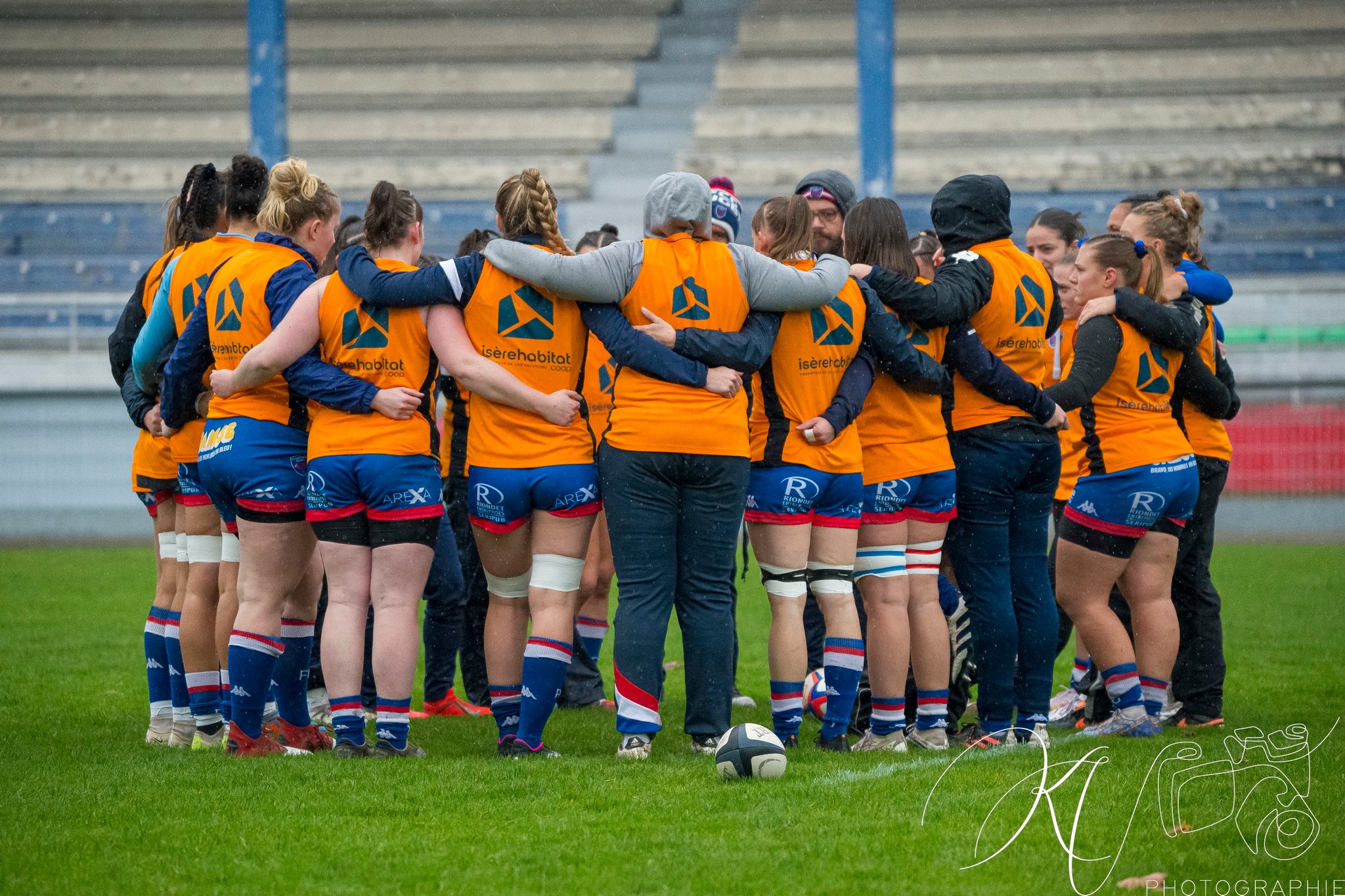  FC Grenoble Rugby - Lyon Olympique Universitaire - Rugby - Elite 1 2023 - FC Grenoble (17) vs (12) Lyon O.U. (#EL123FCGLOU12) Photo by: Karine Valentin | Siuxy Sports 2023-12-09