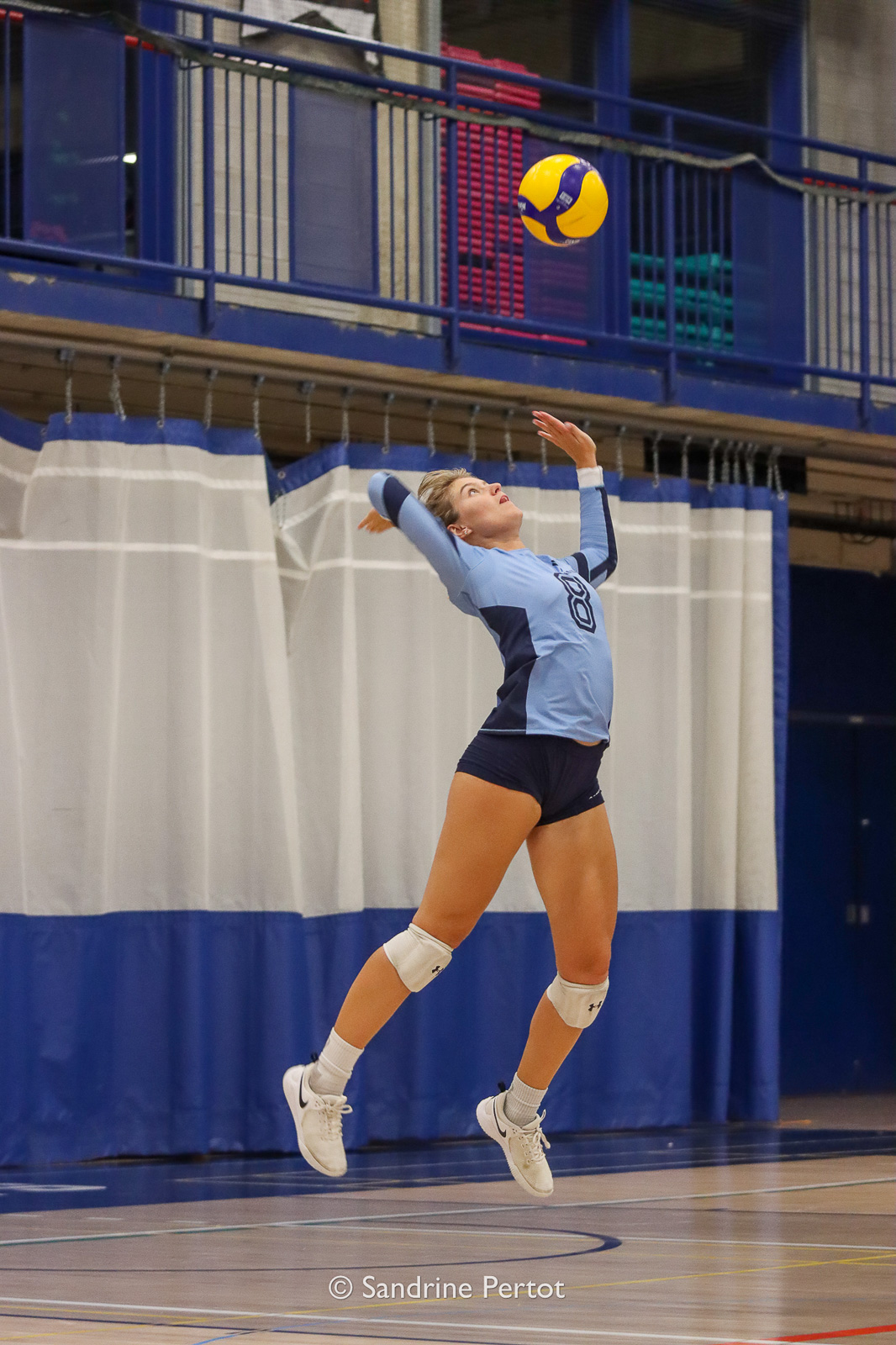 Laura CÔTÉ-COLLIN -  Université du Québec à Montréal -  - Volleyball - UQAM Invitational 2022 - Citadins (#2022UQAMINV07) Photo by: Sandrine Pertot | Siuxy Sports 2022-09-24