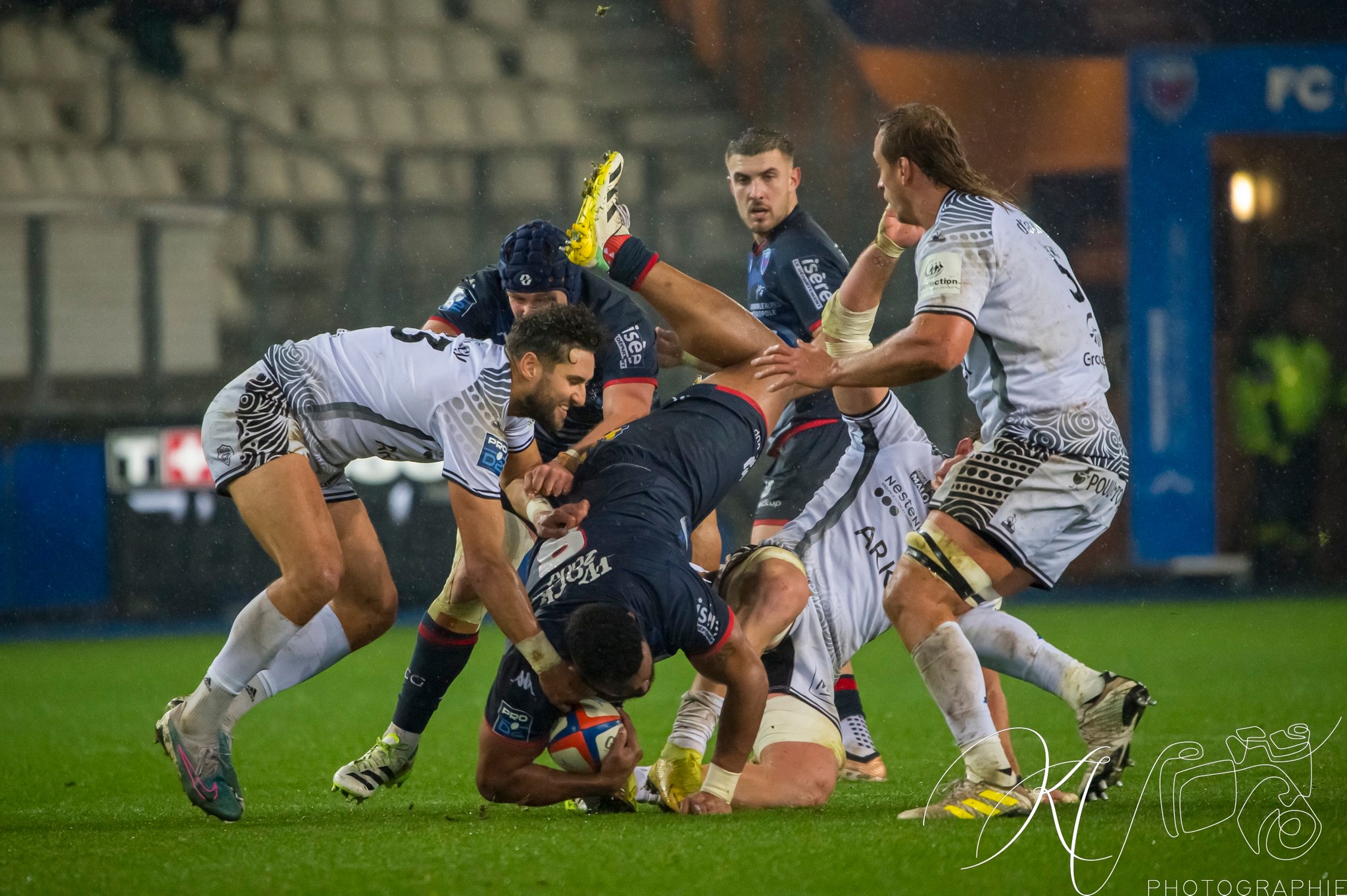  FC Grenoble Rugby - RC Vannes - Rugby - Pro D2 - FC Grenoble (15) vs (12) RC Vannes (#PD223FCGVANN11) Photo by: Karine Valentin | Siuxy Sports 2023-11-30