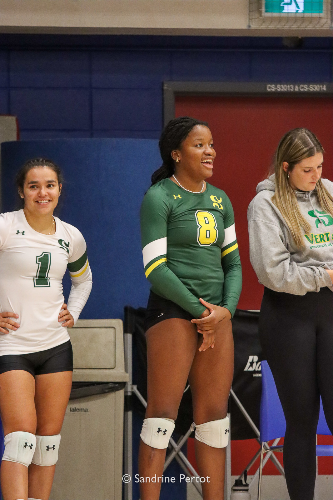  Université de Sherbrooke -  - Volleyball - UQAM Invitational 2022 - Vert et Or (#2022UQAMINV02) Photo by: Sandrine Pertot | Siuxy Sports 2022-09-23