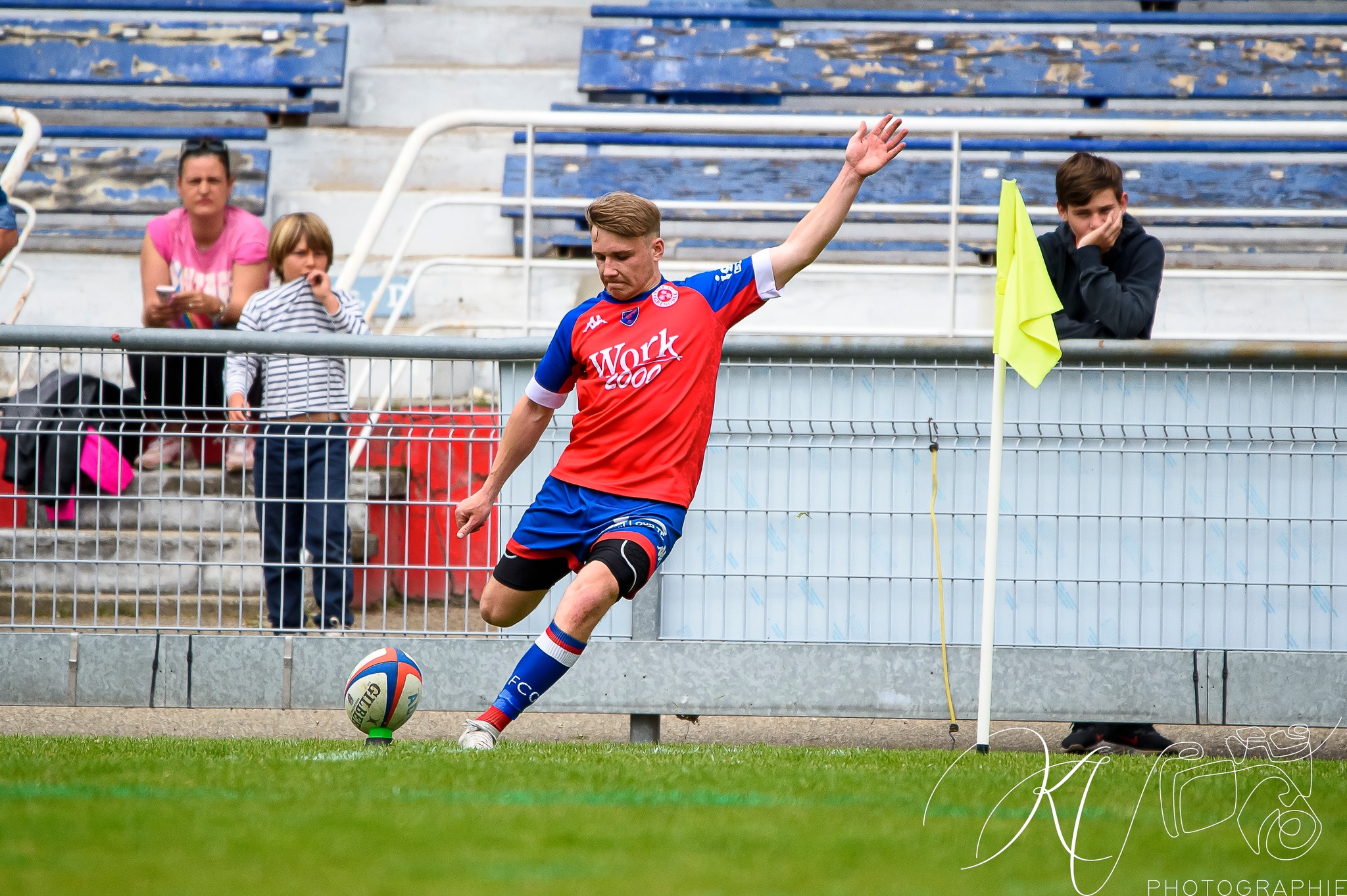  FC Grenoble Rugby - Lyon Olympique Universitaire - Rugby - 2023 CRABOS FCG (21) vs (15) LOU (#2023CRABOSFCGLOU04) Photo by: Karine Valentin | Siuxy Sports 2023-04-29