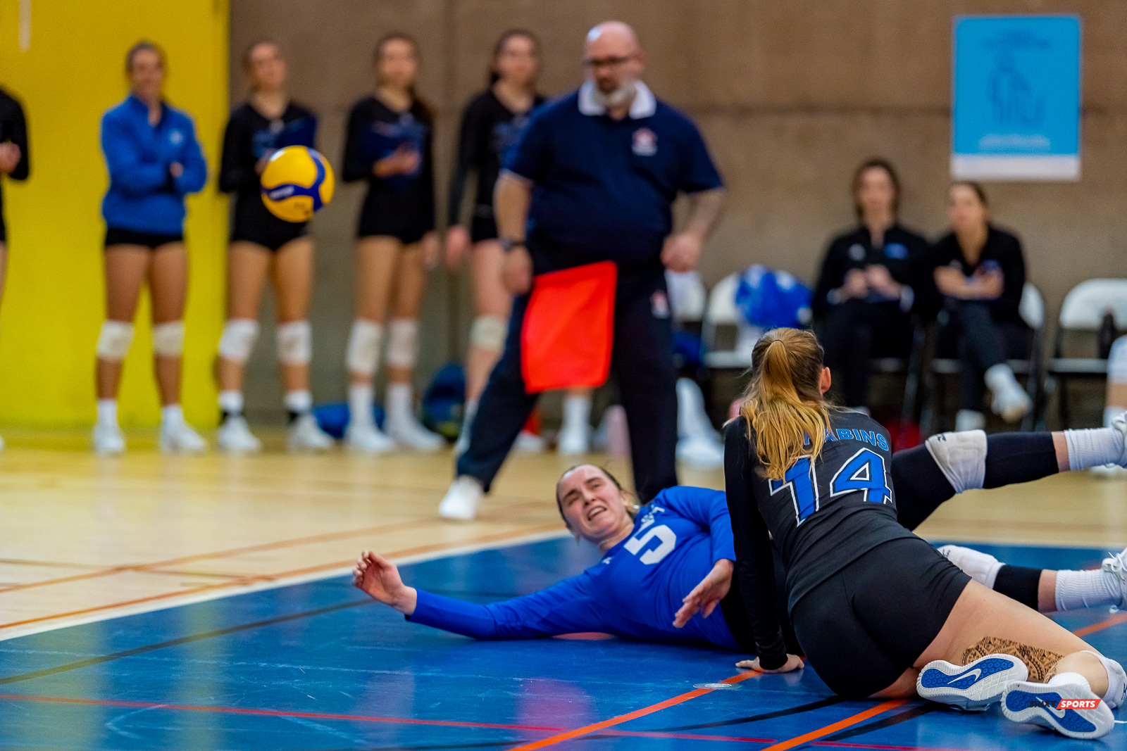 Olympe DESMEDT - Brittany MCGLASHAN - - Université de Montréal - Université McGill - Volleyball - RSEQ - 2023 Volley F - Université de Montréal (1) vs (3) McGill University - R4 (#RSEQ2023UDMvMCG01R4) Photo by: Juan Alchourron | Siuxy Sports Olympe DESMEDT - Brittany MCGLASHAN - - Université de Montréal - Université McGill - Volleyball - RSEQ - 2023 Volley F - Université de Montréal (1) vs (3) McGill University - R4 (#RSEQ2023UDMvMCG01R4) Photo by: Juan Alchourron | Siuxy Sports