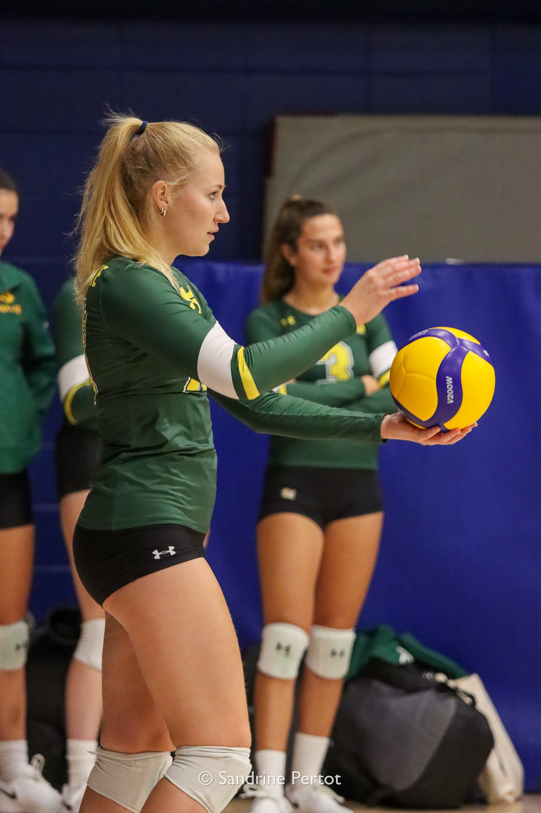  Université de Sherbrooke -  - Volleyball - UQAM Invitational 2022 - Vert et Or (#2022UQAMINV02) Photo by: Sandrine Pertot | Siuxy Sports 2022-09-23