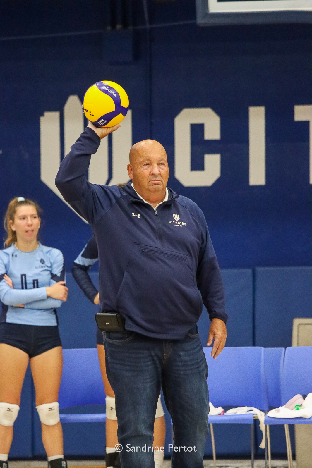 Mathilde BRUGGEMAN-GASCON -  Université du Québec à Montréal -  - Volleyball - UQAM Invitational 2022 - Citadins (#2022UQAMINV07) Photo by: Sandrine Pertot | Siuxy Sports 2022-09-24